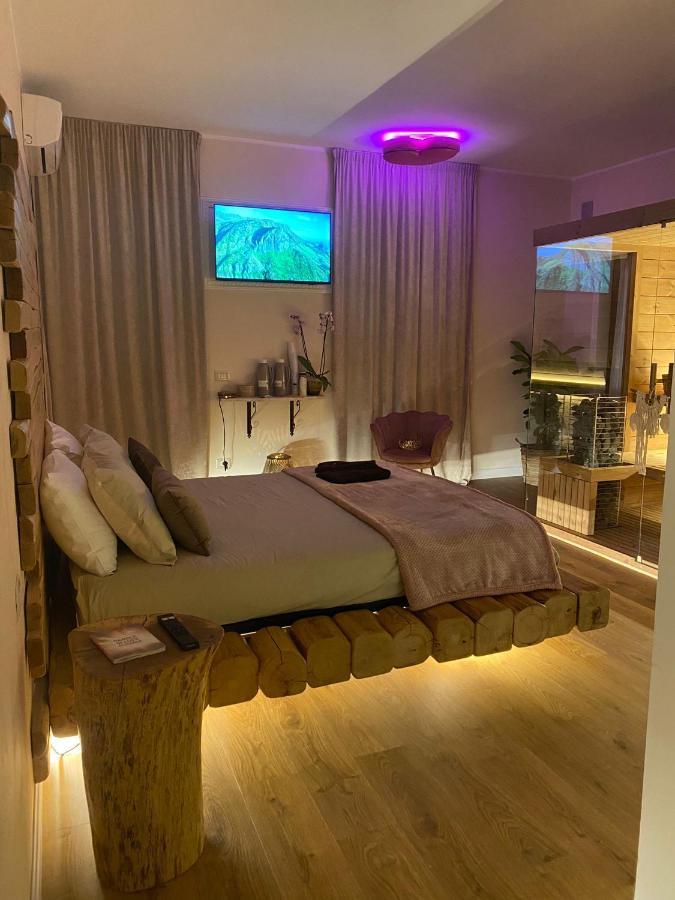 Love Space Sensory Spa & Relax Suite Santa Maria delle Mole Exteriör bild