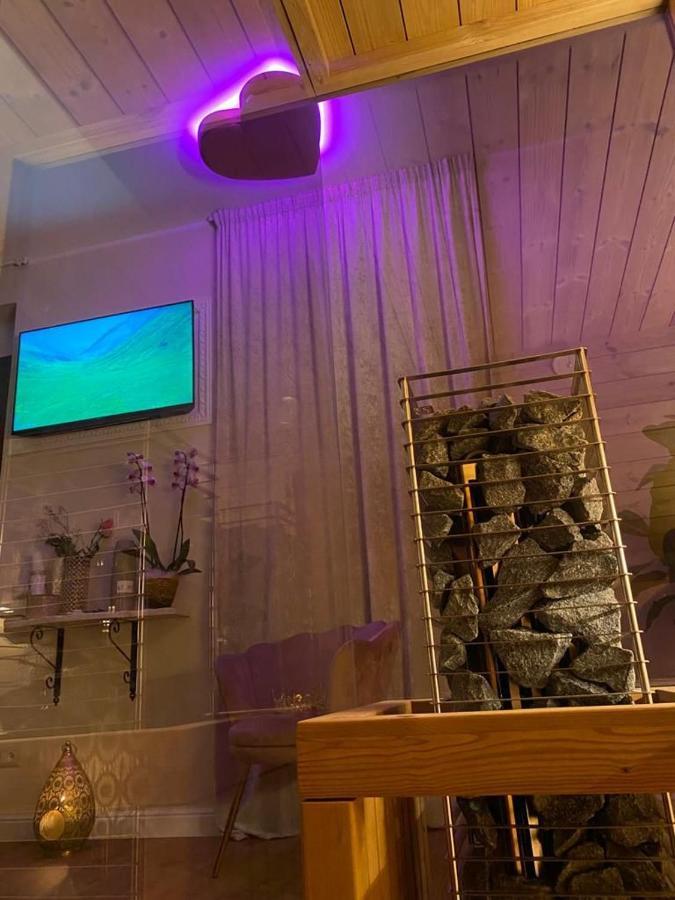 Love Space Sensory Spa & Relax Suite Santa Maria delle Mole Exteriör bild